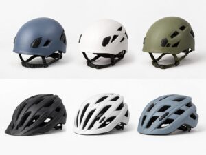 登山用ヘルメットと自転車用ヘルメットを種類別に並べて比較した画像